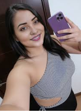 Laura G.